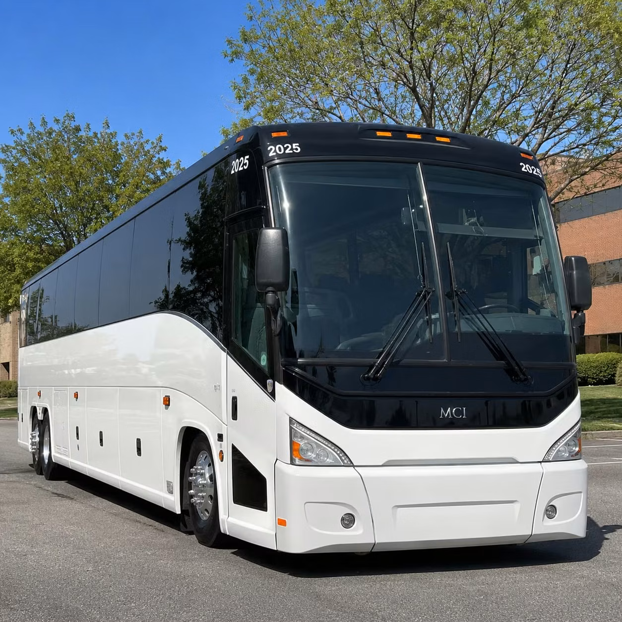 bronx church groups can rely on comfortable transportation to faith based retreats and conferences