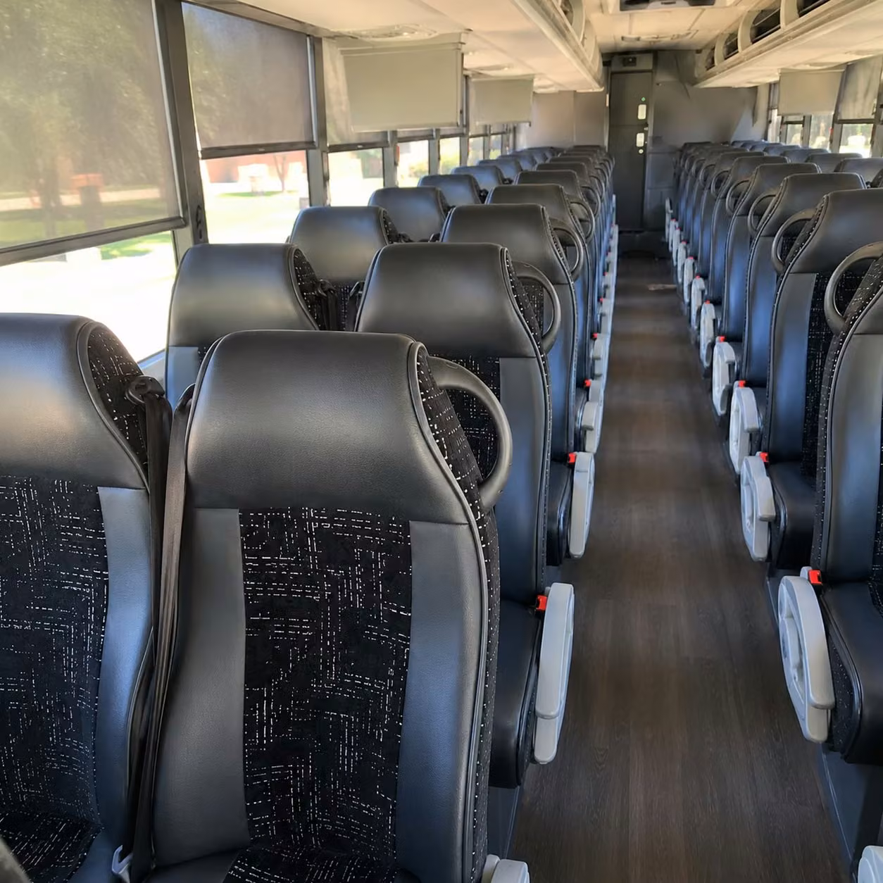 charter bus rentals for large bronx prom groups heading to manhattan venues